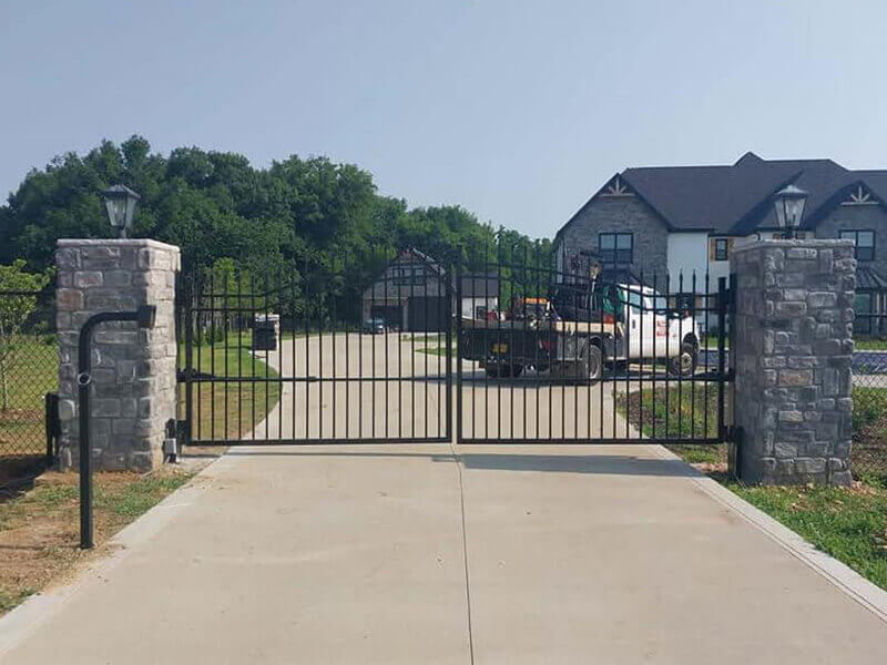 Custom automated gate — Thomas Fence, Bentonville, Arkansas