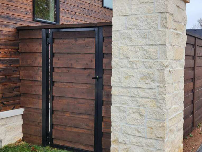 Horizontal wood fence — Thomas Fence, Bentonville, Arkansas